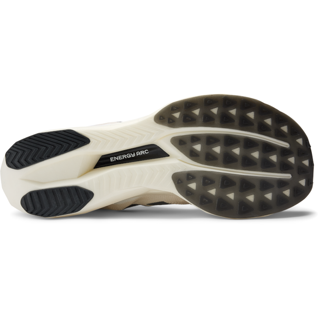 New Balance Women's Fuelcell SuperComp Elite v5