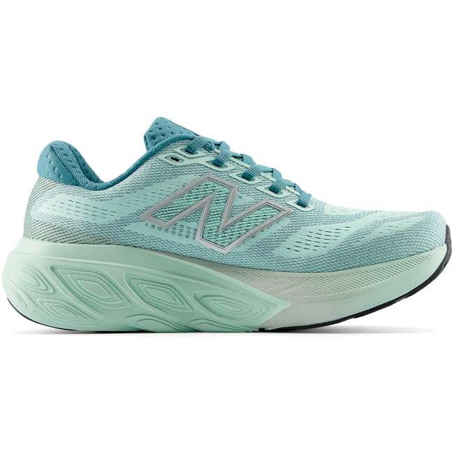 New Balance Women's 880 v15