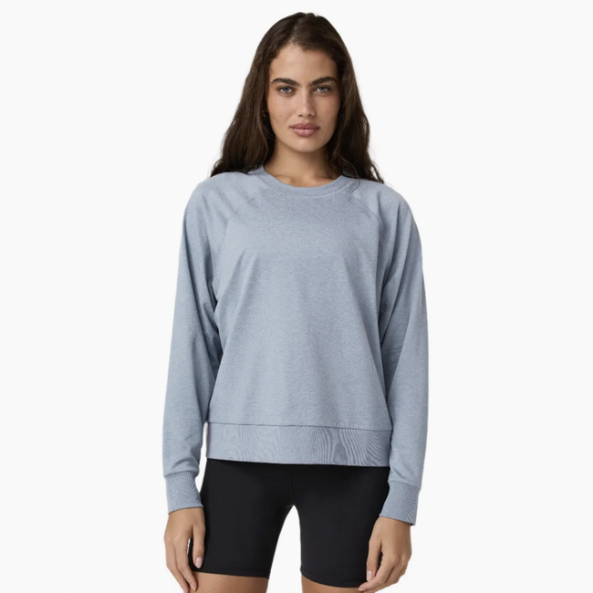 Vuori Women's Long Sleeve Halo Crew