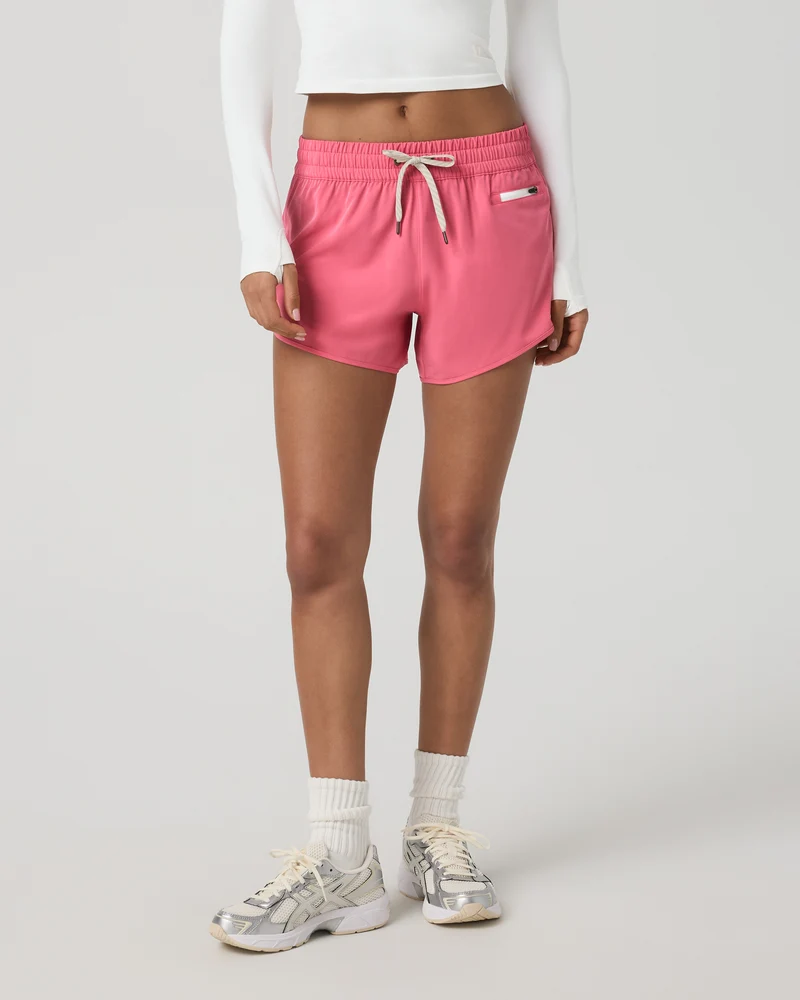 Vuori Women's Clementine Short 4" 2.0