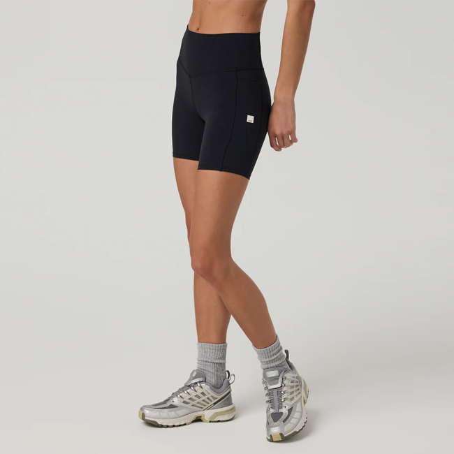 Vuori Women's All The Form Pocket Short 6"
