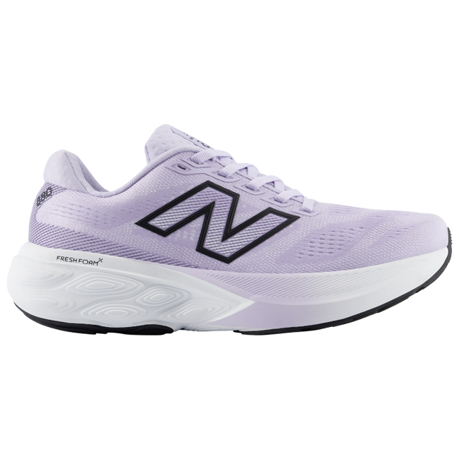 New Balance Women's 880 v15