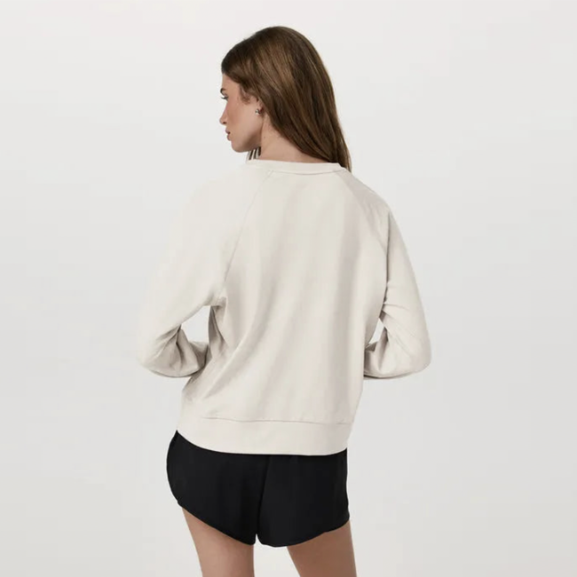 Vuori Women's Long Sleeve Halo Crew