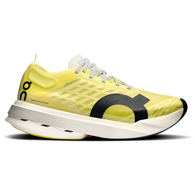 On Women's Cloudboom Strike