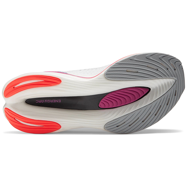 New Balance Women's FuelCell SuperComp Elite v3