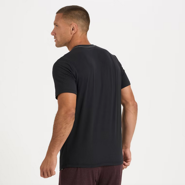 Vuori Men's Strato Tech Tee