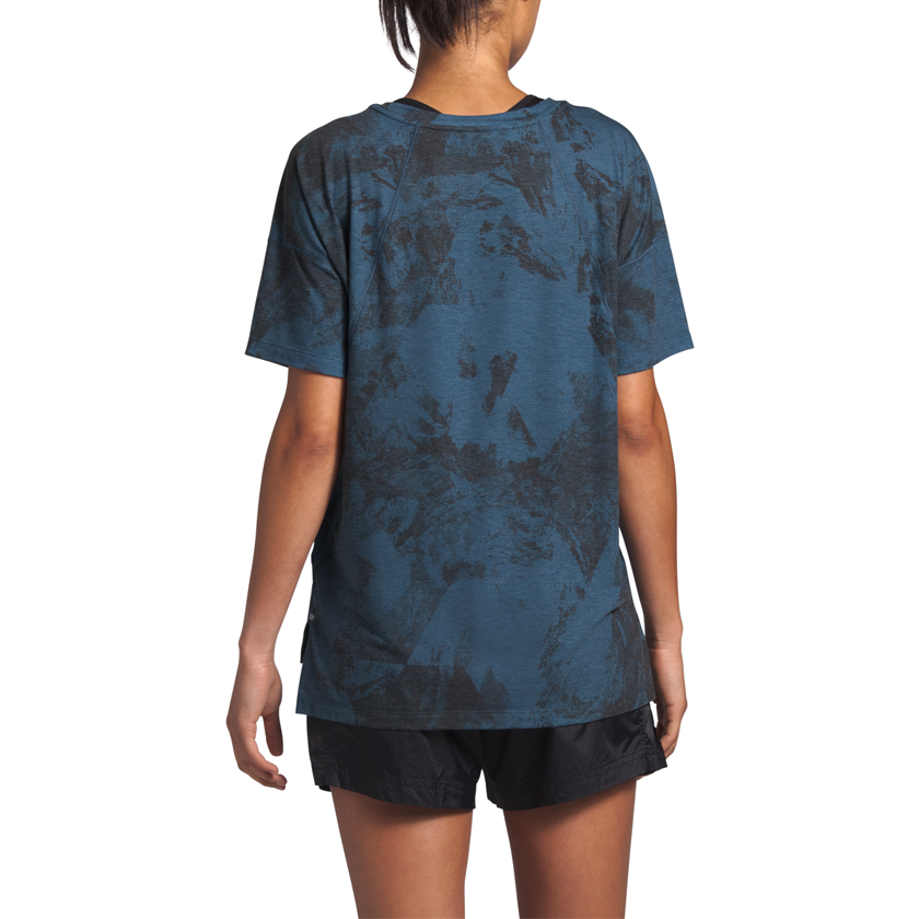 The north face women's shop workout short sleeve