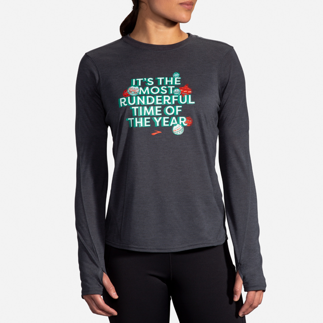 Brooks Women&#39;s Run Merry Distance Graphic Long Sleeve